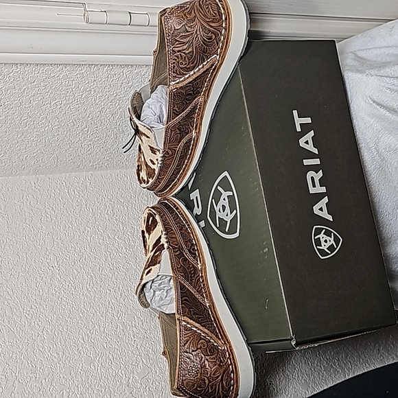 Ariat Women's Cruiser - Picture 8 of 15